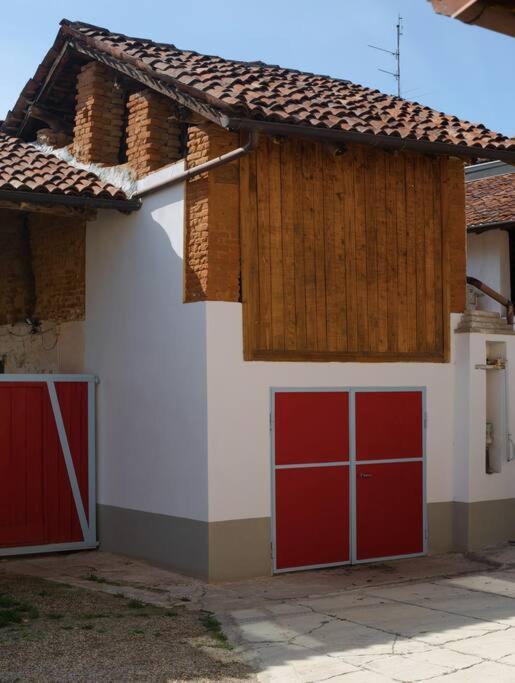 Maria'S Bed - Intero Alloggio Accogliente Dorno Exterior photo