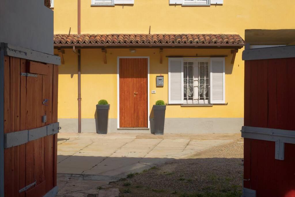 Maria'S Bed - Intero Alloggio Accogliente Dorno Exterior photo